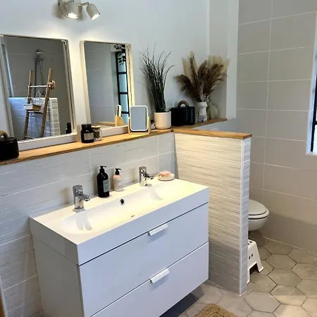 Holiday home Maison Poulette *